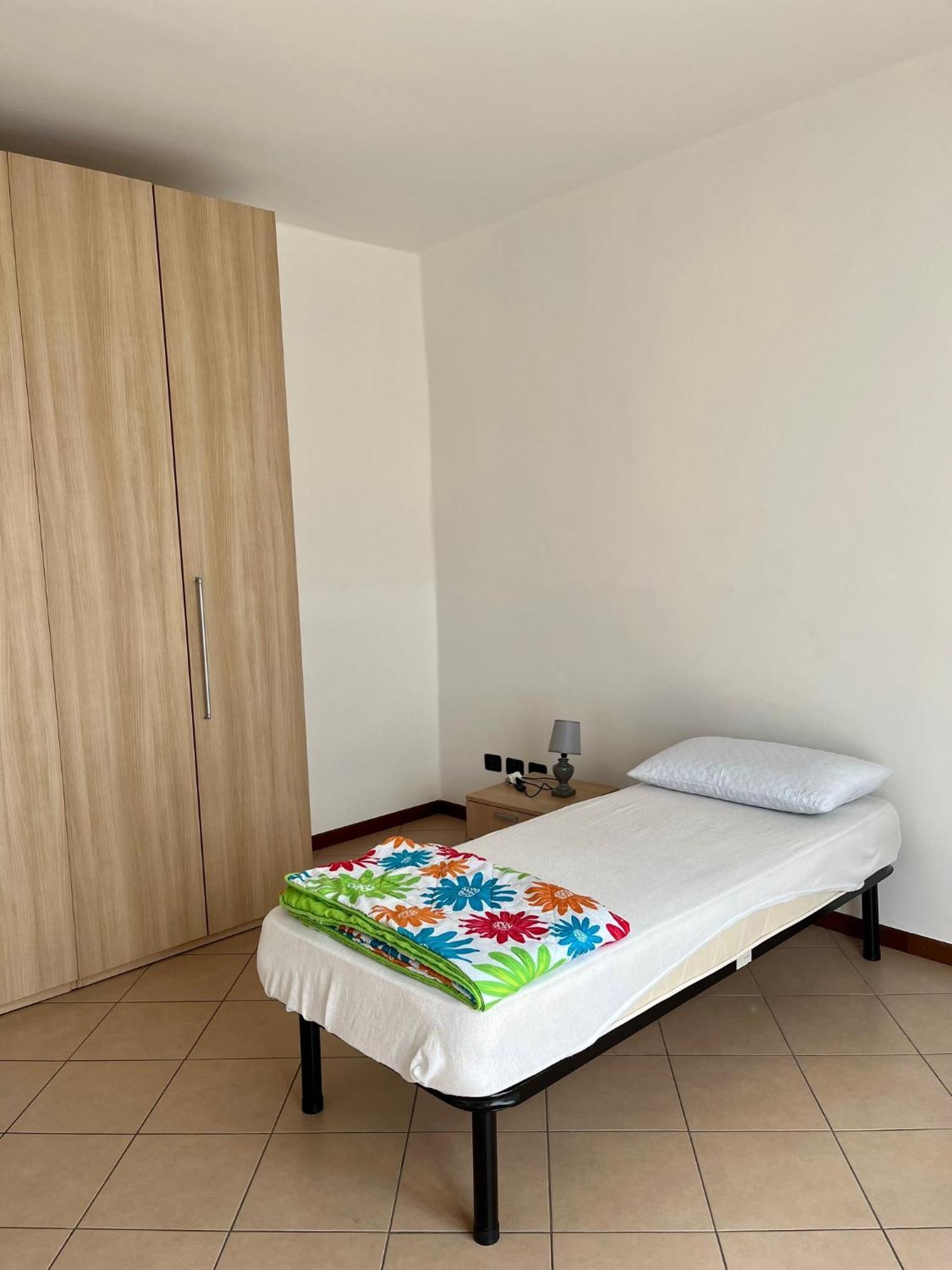Bed &... Fly Apartment Grassobbio Exterior photo